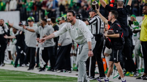 Oregon Ducks head coach Dan Lanning in the Pac-12 Championship against the Washington Huskies.